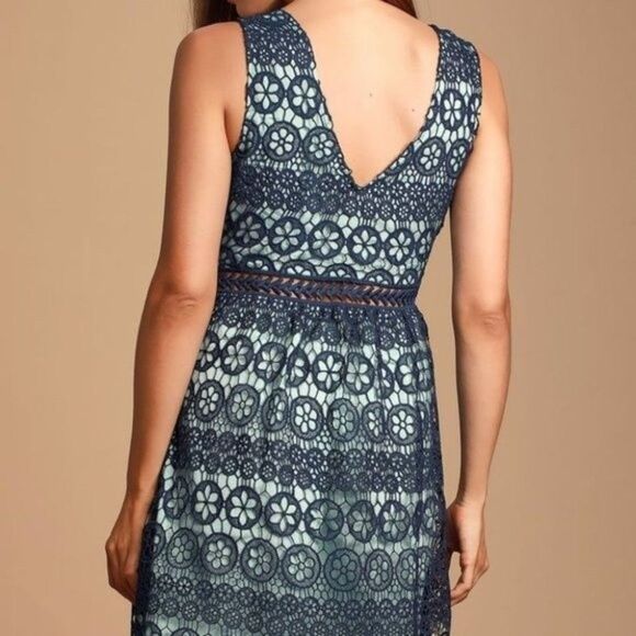 Lulu's crochet lace sleeveless midi skater dress blue size small - Picture 8 of 8